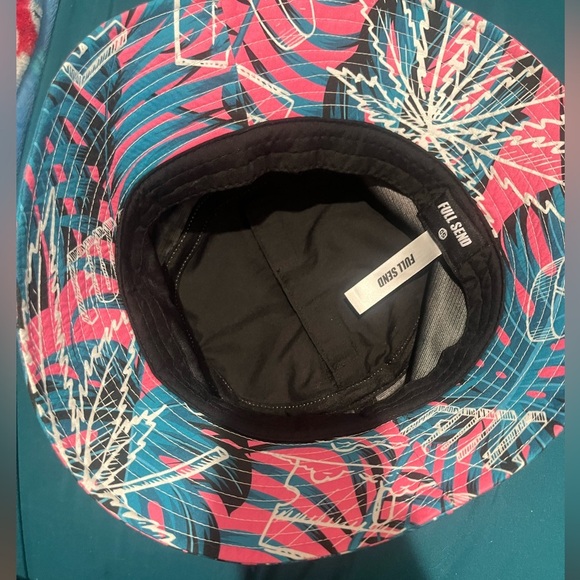 Full Send Tropical Bucket Hat Pink Blue Palm Tree One Size - Picture 4 of 6